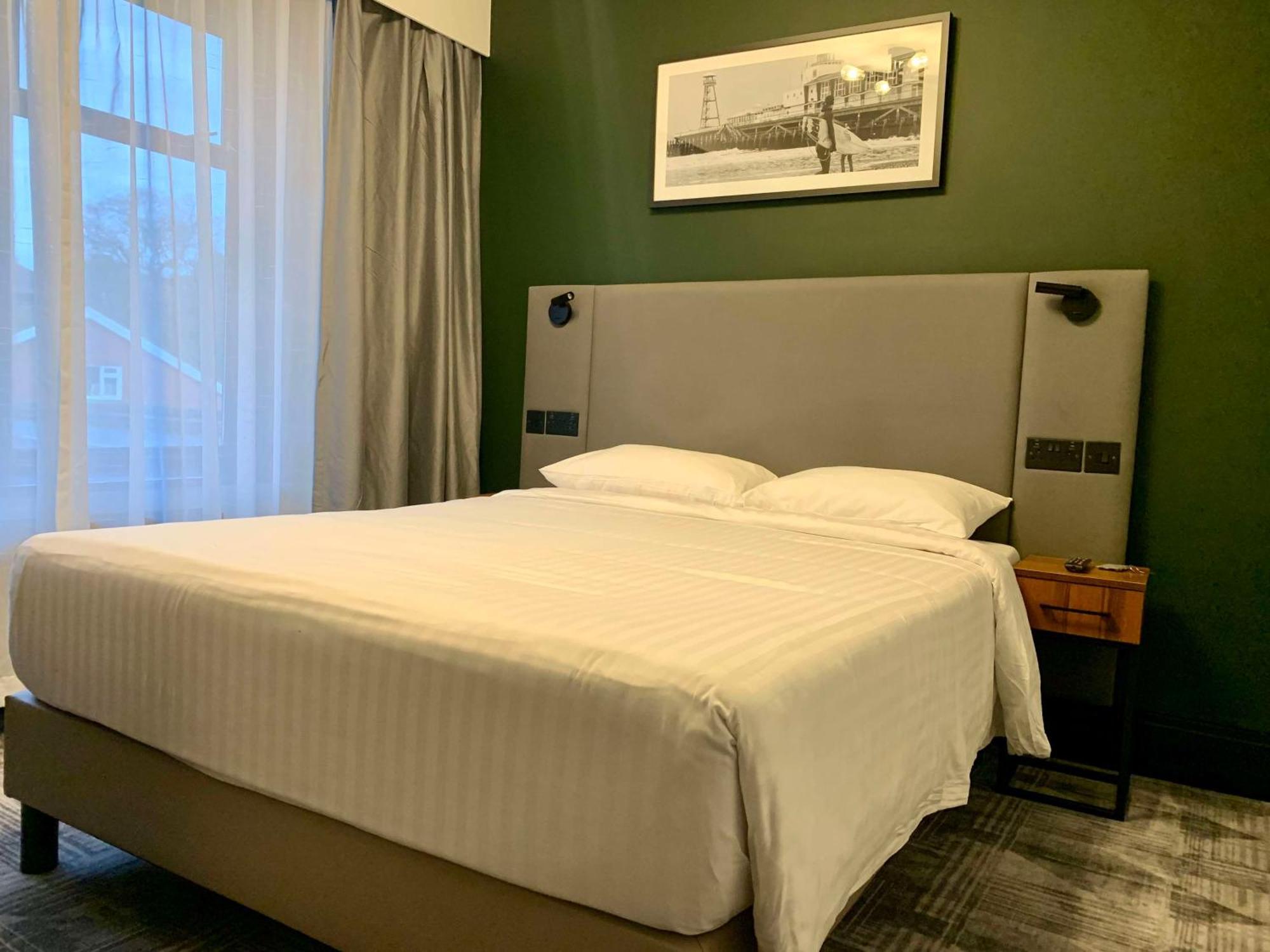 Park Inn By Radisson בורנמות' מראה חיצוני תמונה