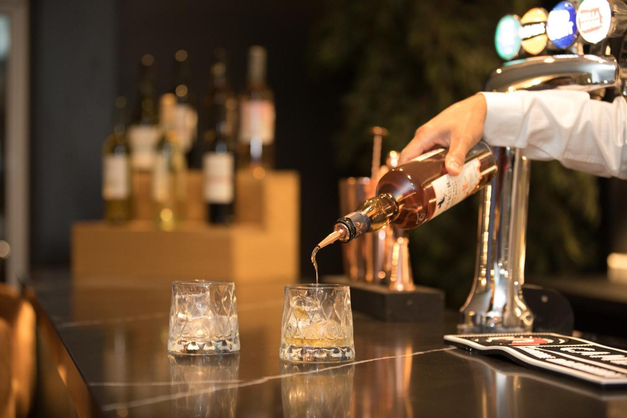 Park Inn By Radisson בורנמות' מראה חיצוני תמונה